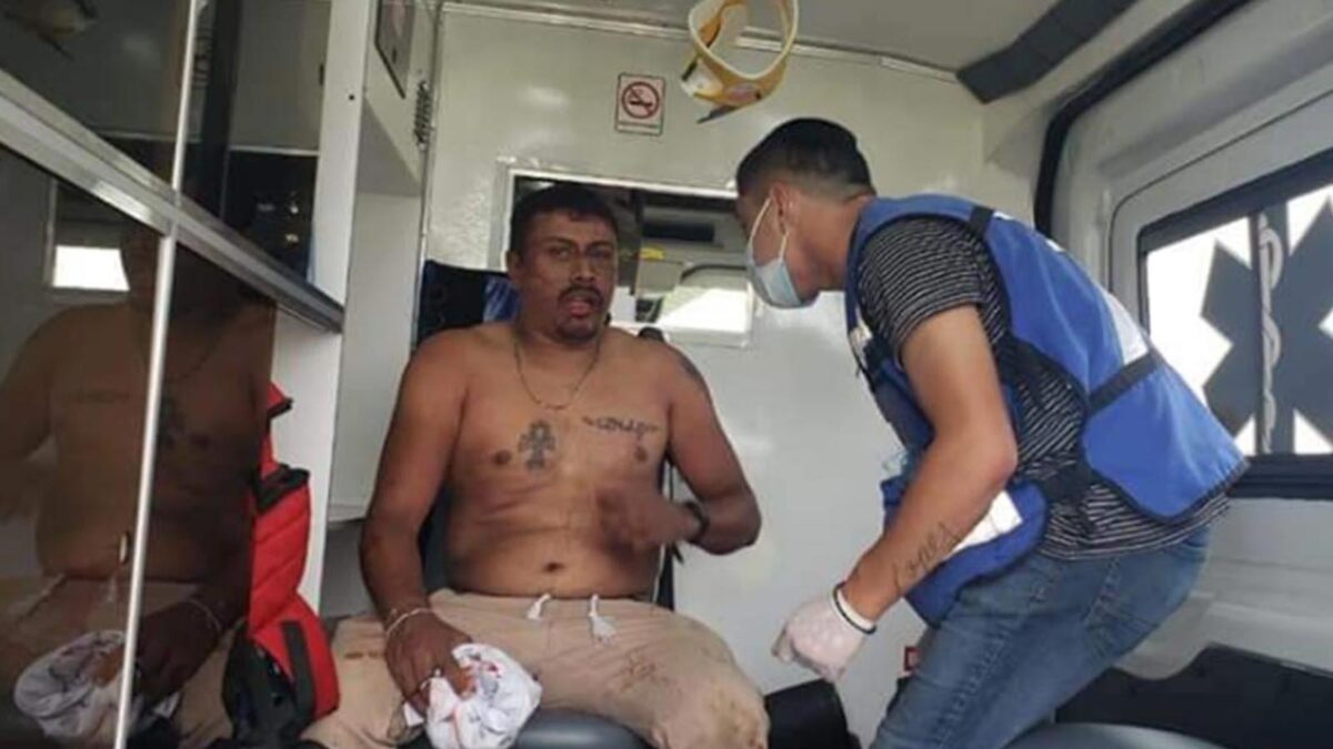 Dos heridos tras desplomarse aeronave en Veracruz