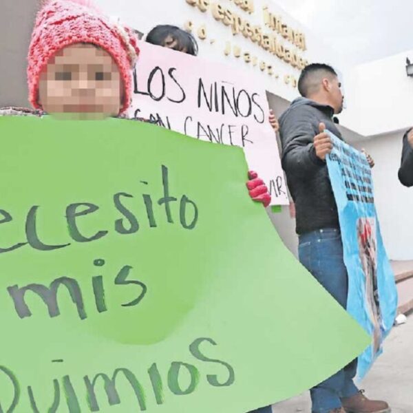 “Legítima” demanda de padres de niños con cáncer, dice López-Gatell