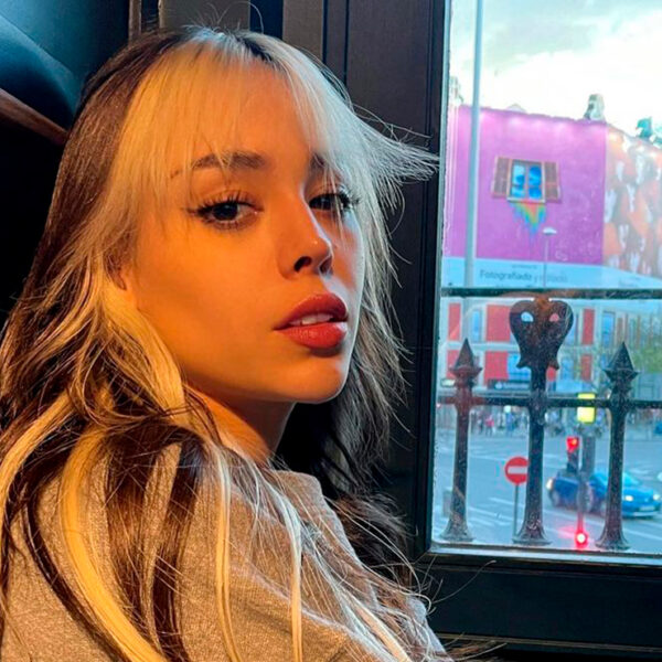 Captan a Danna Paola "echando pasión" con exparticipante de La Voz