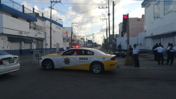 Al cierre de casillas, protegen sedes del Ieqroo en Cancún