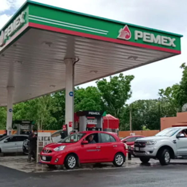 Caos por desabasto de gasolina en la zona sur de Quintana Roo