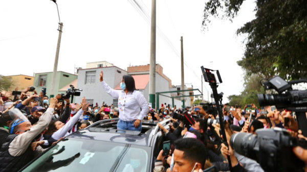 Elecciones en Perú: Keiko Fujimori presenta una ventaja por delante del izquierdista