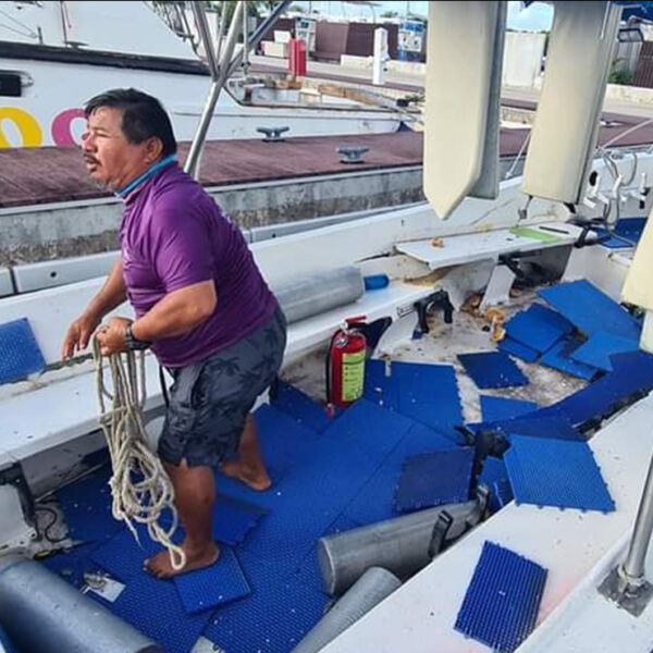 Explosión en embarcación de buceo causa terror en Cozumel