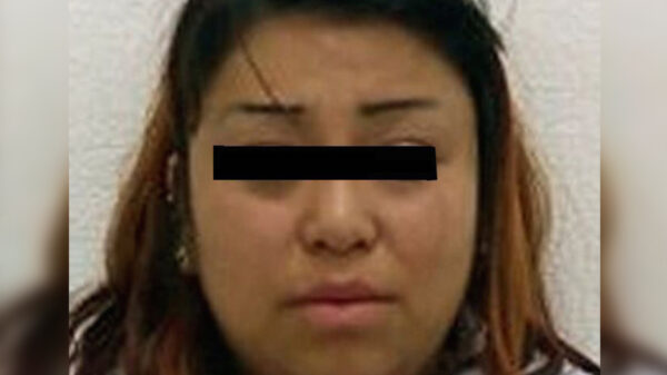 Condenan a mujer a 45 años por prostituir a su hija de once años