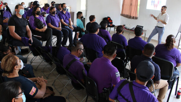 Reciben elementos del Geavi capacitación en diversidad de género