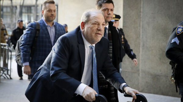 Harvey Weinstein seguirá enfrentando más acusaciones en Los Ángeles