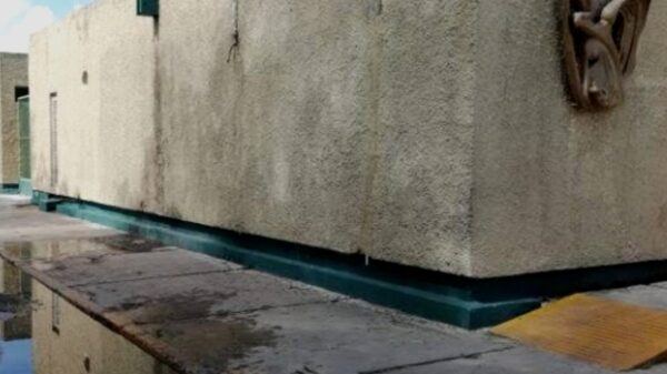 Menor de 11 años recibe descarga eléctrica en su casa y fallece en el IMSS de Motul