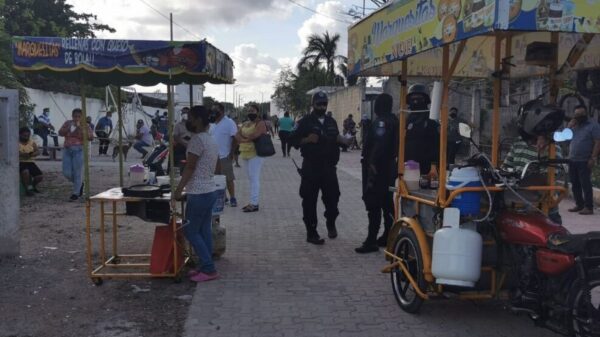 Fuerte presencia policial en zona continental de Isla Mujeres