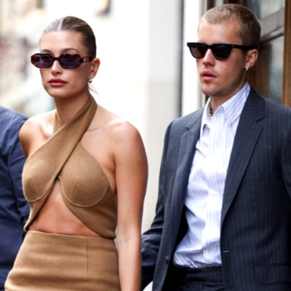 Justin Bieber y su esposa, criticados por vestirse inapropiado en encuentro con presidente de Francia