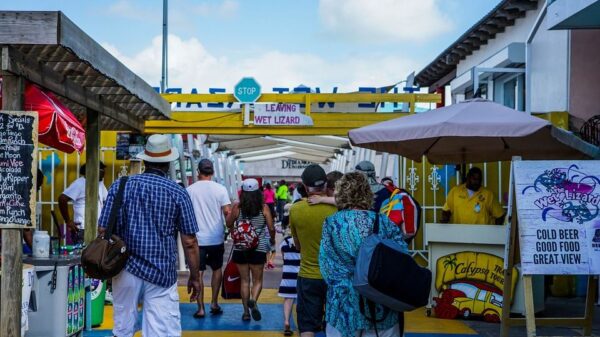 Sin casos de Covid-19 en turistas tras la reapertura de la frontera de Belice.