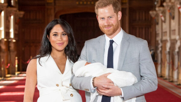 Meghan Markle y el Príncipe Harry anuncian el nacimiento de su bebé