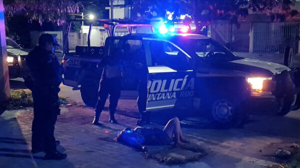 Reportan a mujer tirada en una avenida de la región 232 de Cancún