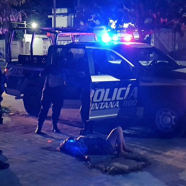 Reportan a mujer tirada en una avenida de la región 232 de Cancún