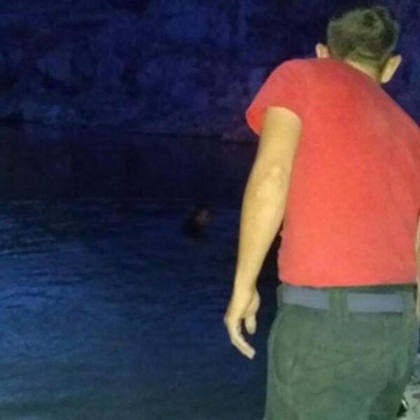 Menor cae en un estaque, se salva pero su hermana se ahoga