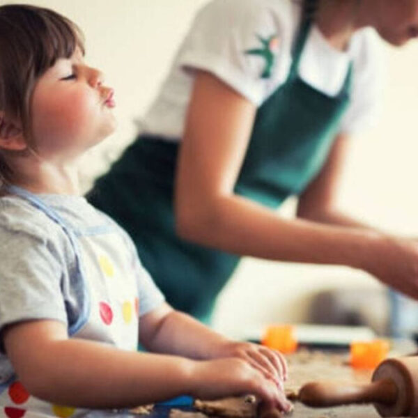 Checa estos 4 consejos para tener hijos independientes