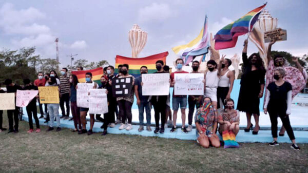 Protestan colectivos LGTB por recientes crímenes de odio