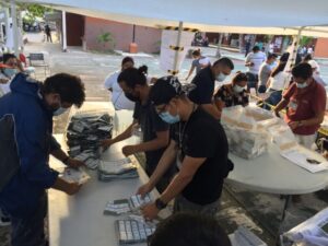Llegan tarde a votar; ya se cerraron las casillas en Puerto Morelos