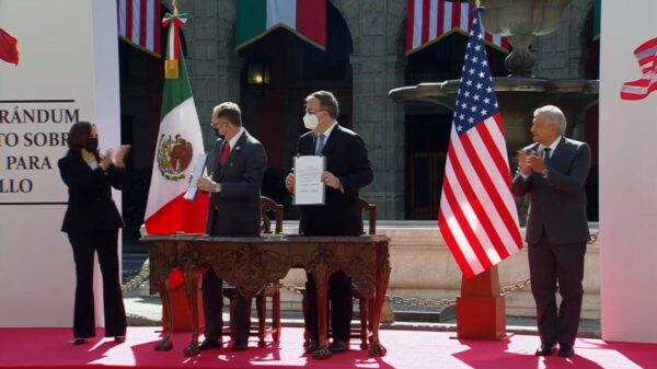 Reunión AMLO-Harris fue un éxito: Ebrard