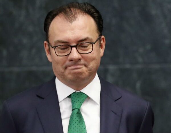 Inhabilitan por 10 años a Luis Videgaray, ex de Hacienda y SRE.