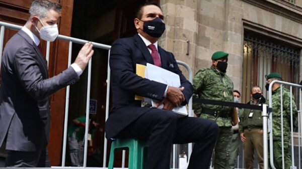 Irónico mensaje de Alejandro Murat a Silvano Aureoles