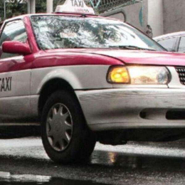 paramédicos. Tras discutir con una pareja, los sigue y les dispara, en la Ciudad de México