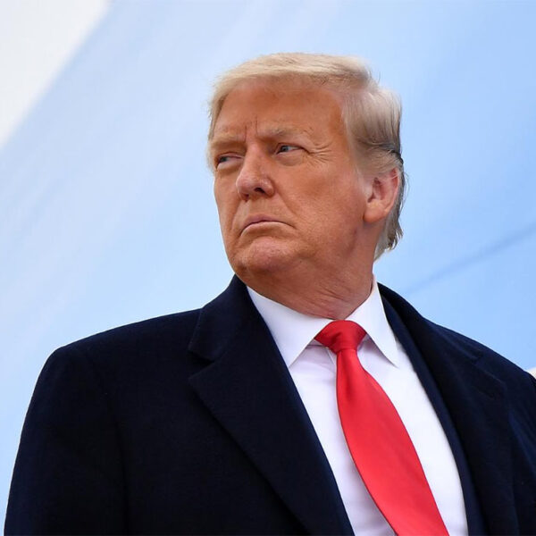 Cierran blog de Trump a un mes de su lanzamiento