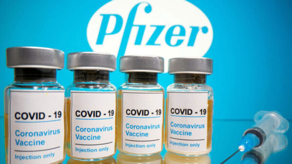 Alista Pfizer para diciembre vacuna contra Covid-19, para niños desde 6 meses