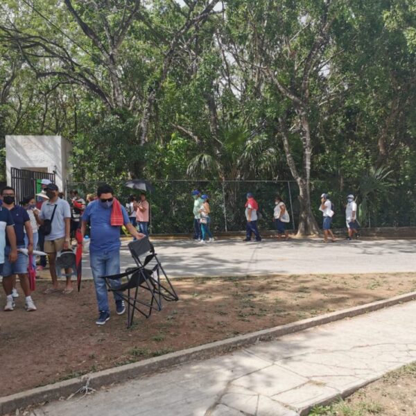 Más de 18 mil dosis de vacuna anticovid se aplicaron ayer en Cancún.