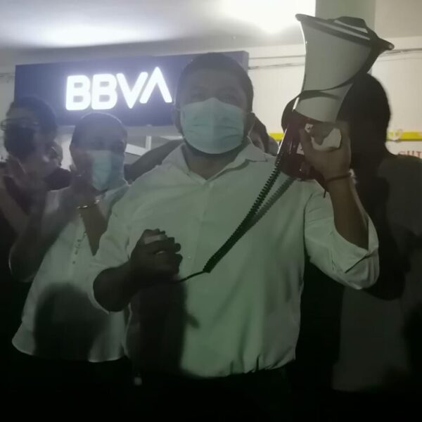 En Lázaro Cárdenas triunfa de manera contundente Emir Bellos Tun.