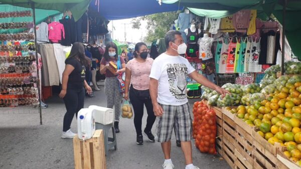 Disminuyen las ventas en los tianguis de Cancún.
