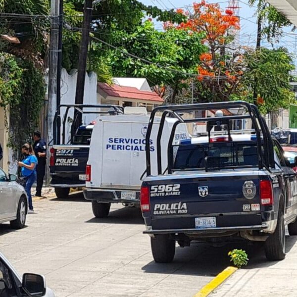 Cancún: Hallan cadáver en un domicilio de la avenida Sunyaxchen (VIDEO).