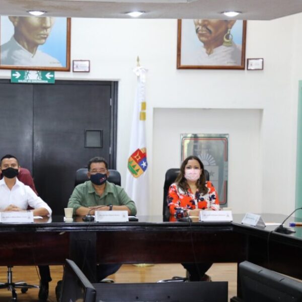 Dirigentes de Morena y PT ven ‘excesiva’ la iniciativa de reelección de diputados.