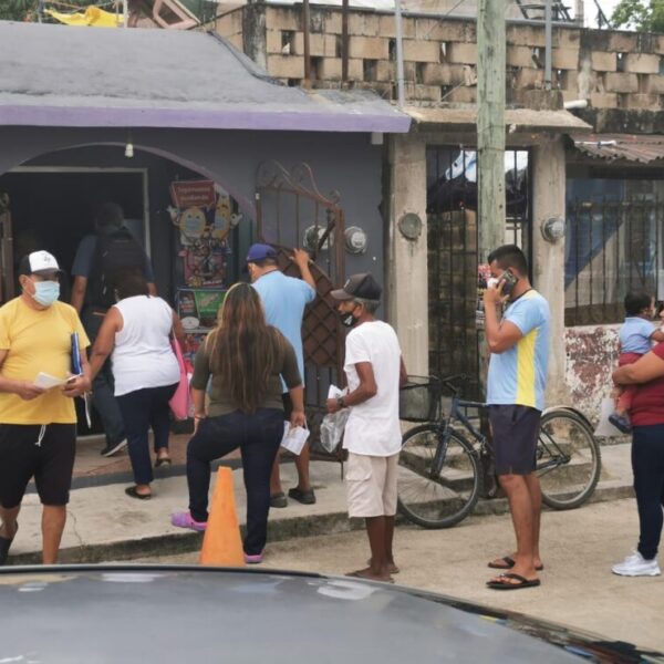 En Quintana Roo pide Protección Civil colaboración para bajar contagios de Covid.