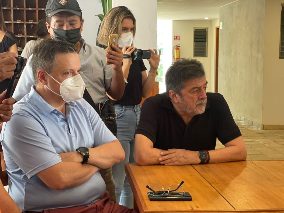 Trabaja Fonatur para solucionar tema del socavón en carretera; su director Rogelio Jiménez Pons visitó Q. Roo para dar seguimiento al caso.