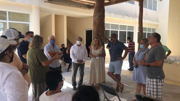 En Holbox promueven alternativas para solucionar problema con la basura.