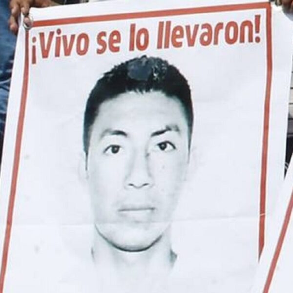 Identifican restos de Yosibani, uno de los 43 de Ayotzinapa