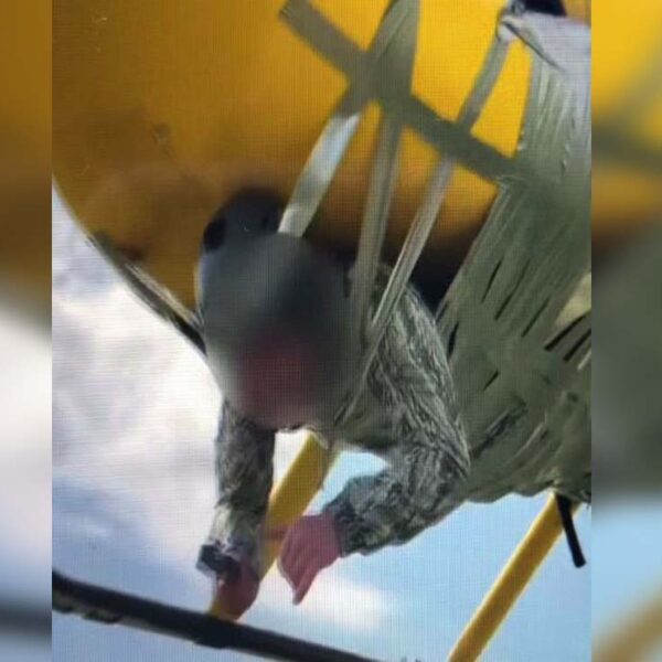 Para ganar notoriedad en Internet se realizan toda clase de retos, ese es el caso de un youtuber que ahora es investigado por la policía