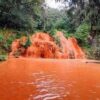 Cascadas y arroyos en Nuevo León se pintan de color naranja
