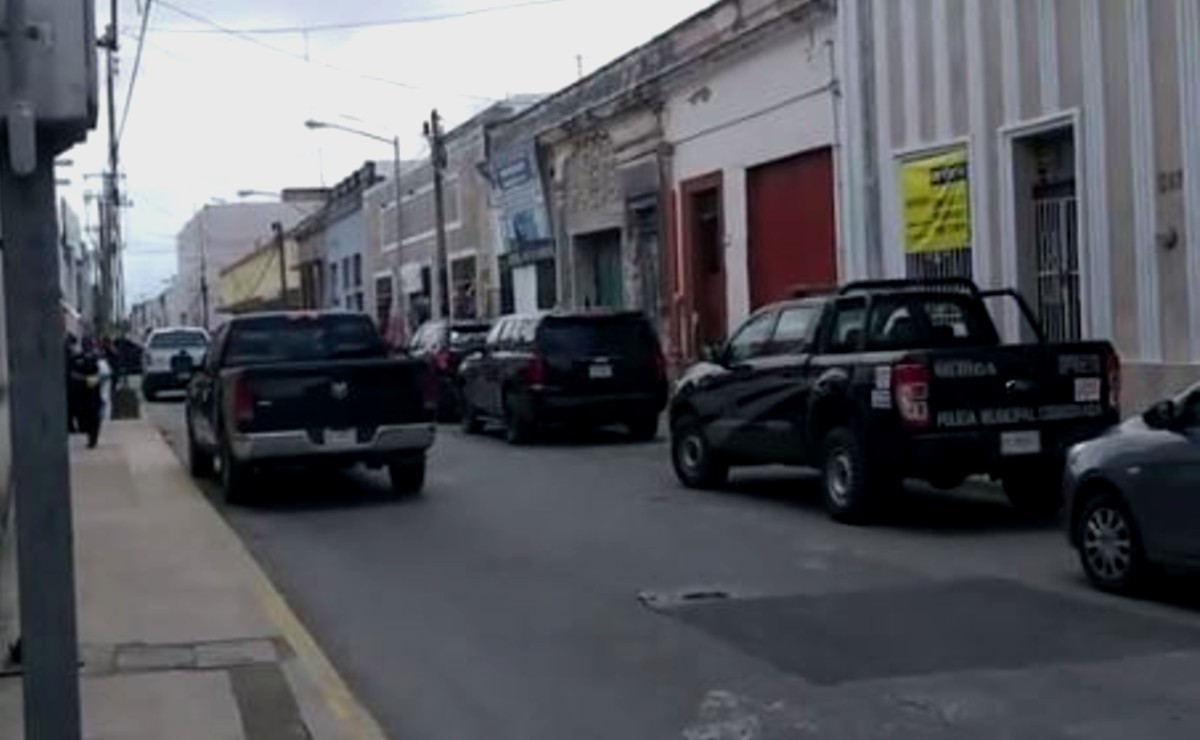Se registra fuerte movilización policiaca en el Centro de Mérida por presunto asesinato