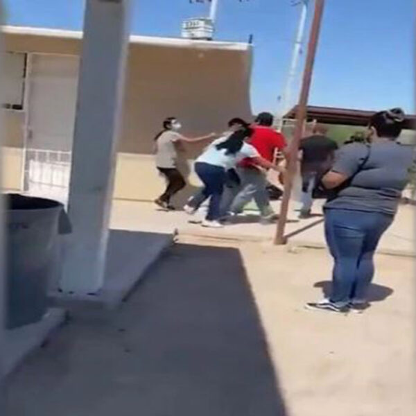 Durante las elecciones intermedias de este domingo, en Baja California Norte, se reportó el robo de material electoral