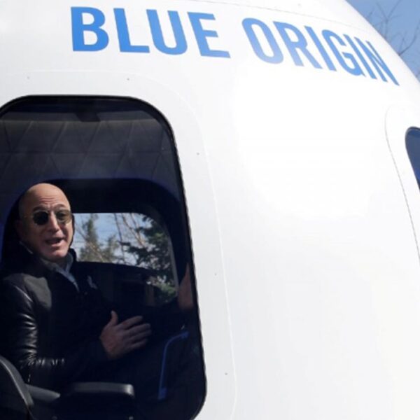 “Cliente” paga 28 millones de dólares para viajar al espacio