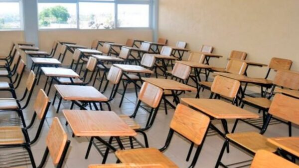 Inician trabajos de mantenimiento y construcción de 50 aulas para este regreso a clases en Yucatán