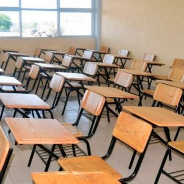 Inician trabajos de mantenimiento y construcción de 50 aulas para este regreso a clases en Yucatán