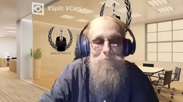 Arrestan en México al ‘Comandante X’, miembro de Anonymous.