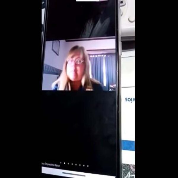 A pesar de las muertes que ha generado el Covid-19, el impacto en la economía, todavía hay personas que siguen negando la existencia de la pandemia