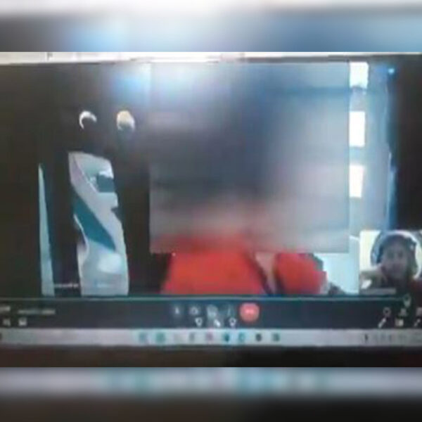 Las clases virtuales nos han dejado épicas historias que van de lo graciosas hasta incidentes, pero ahora quedó registrado un asalto