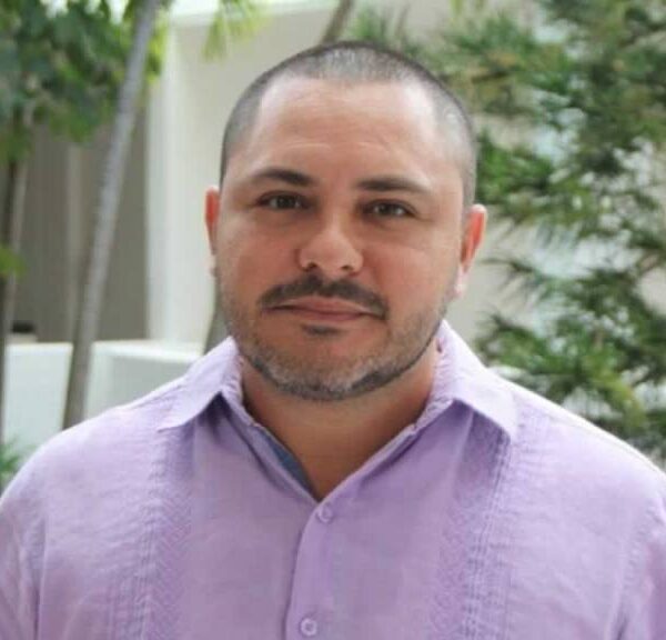 Bajan a Issac Janix de la candidatura a la Presidencia de Benito Juárez.