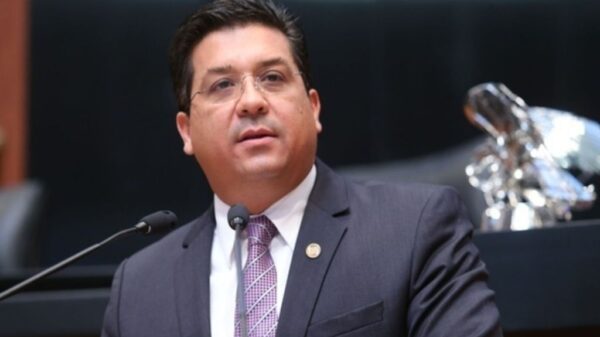 Frena juez orden de aprehensión en contra de gobernador de Tamaulipas.