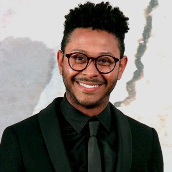 Kalimba estrena línea de ropa y confiesa que le gusta usar ropa de mujer