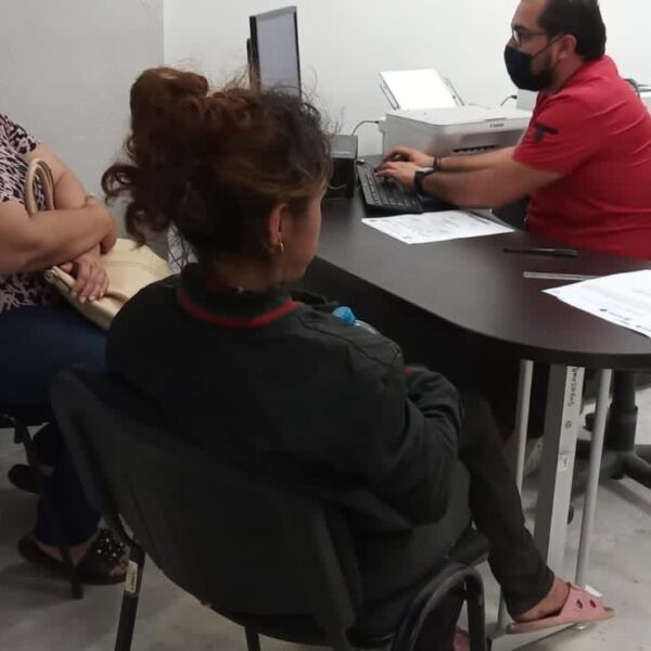 Joven reportada como desaparecida en Valladolid es hallada en Quintana Roo; sufre de paranoia